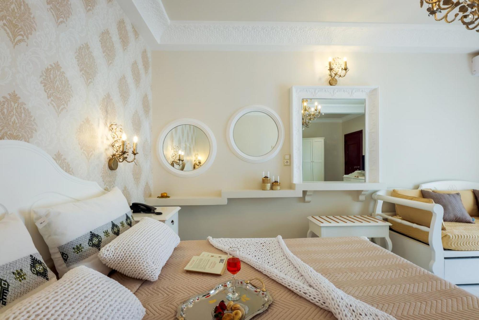Aegean Palace 4*